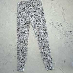 Athleta X Allyson Felix Rainier leggings size S